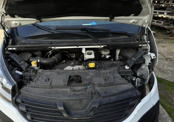 Renault Trafic cena 32900 przebieg: 107342, rok produkcji 2018 z Zduńska Wola małe 742